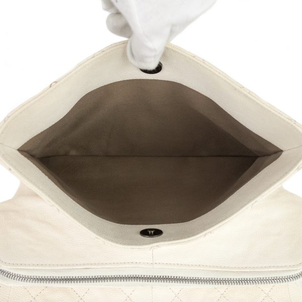 chic small matelassé caviar leather tote bag