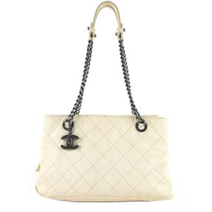 chic small matelassé caviar leather tote bag