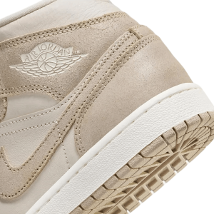 Nike Air Jordan 1 Mid SE Legend Light Brown (W) Nah