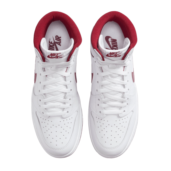 Nike Air Jordan 1 Retro High '85 OG Metallic Burgundy Oben