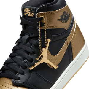 Nike Air Jordan 1 Retro High OG Black Metallic Gold (GS) Tongue