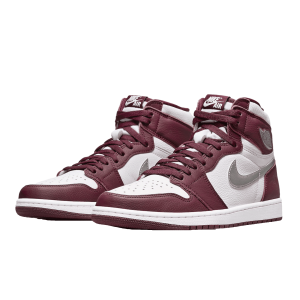 Nike Air Jordan 1 Retro High OG Bordeaux (GS) Side