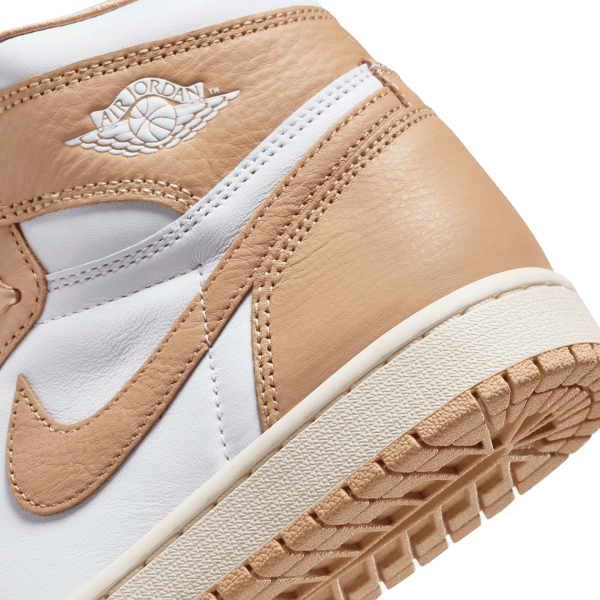 Nike Air Jordan 1 Retro High OG Praline (W) Detail
