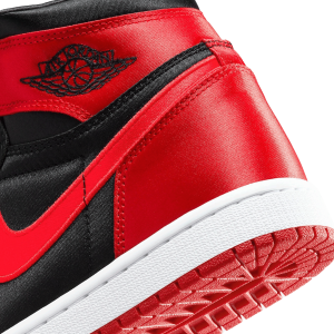Nike Air Jordan 1 Retro High OG Satin Bred (W) Detail