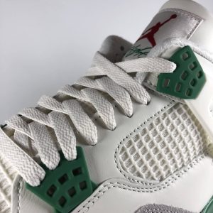 Nike Air Jordan 4 Retro SB Pine Green Tongue