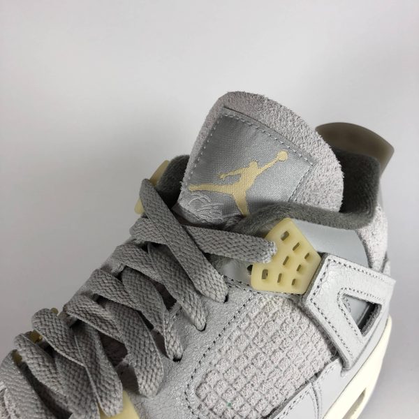 Nike Air Jordan 4 Retro SE Craft Photon Dust Tongue